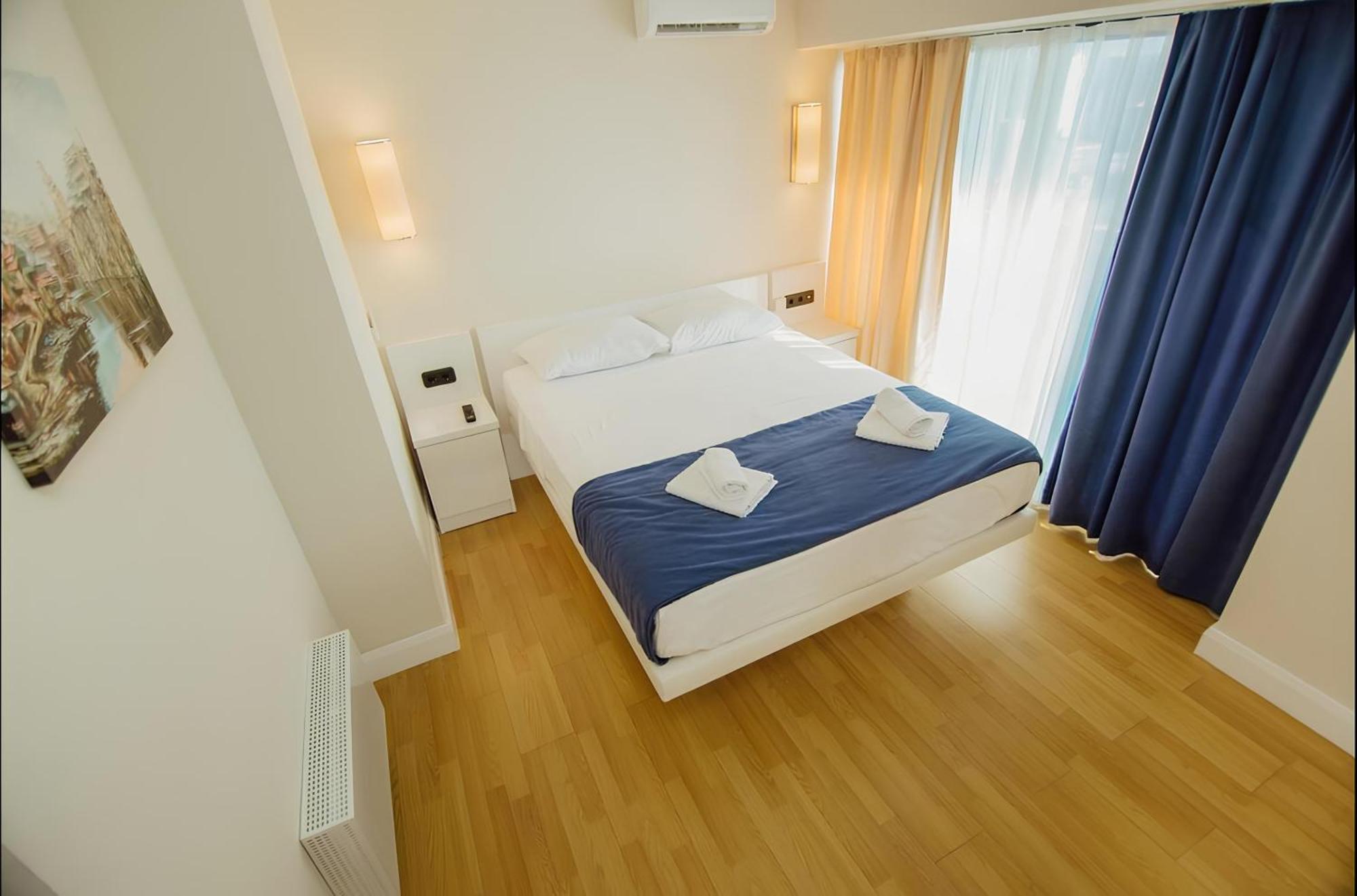 Center Sea View Апартаменты