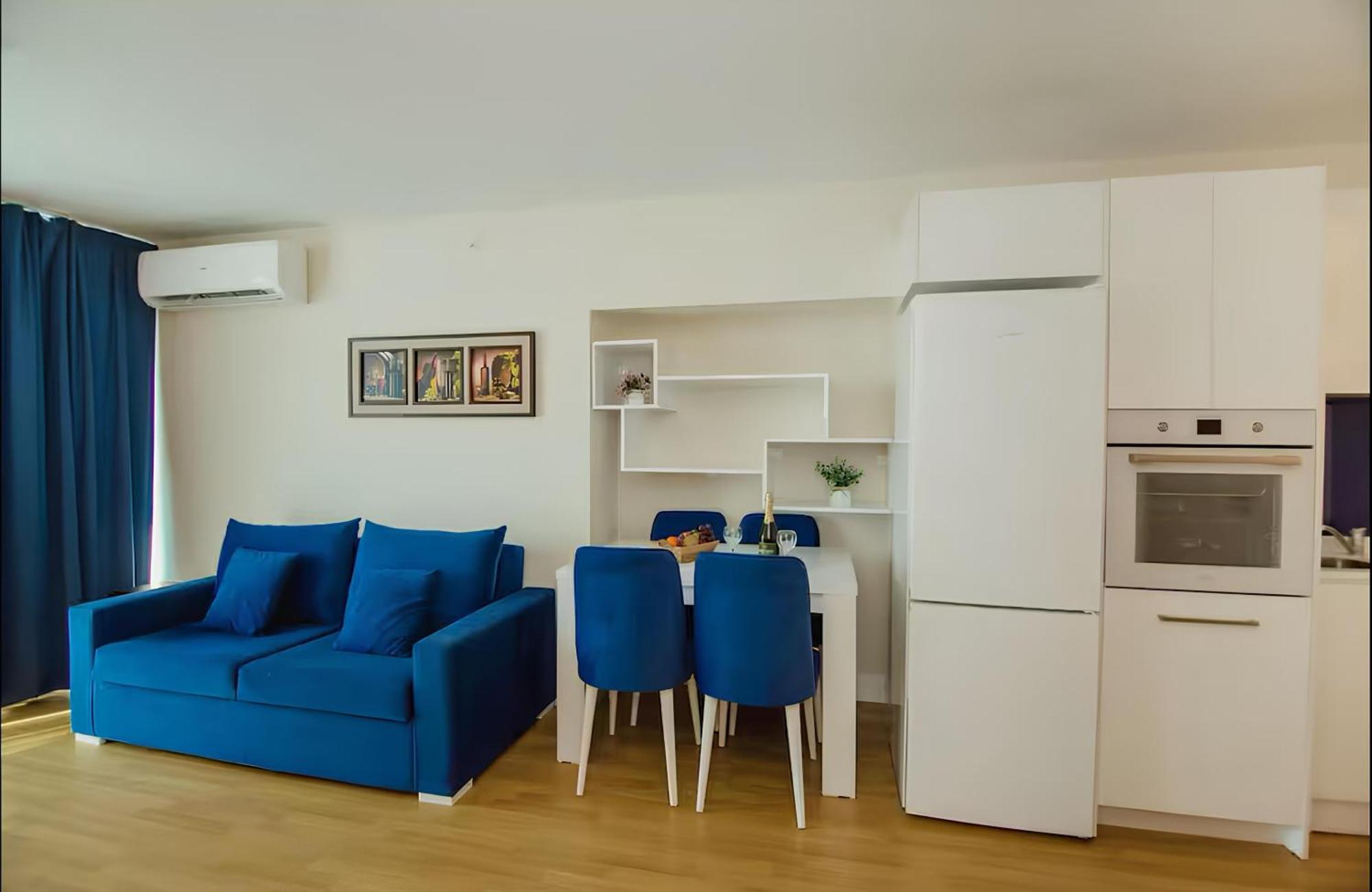 Апартаменты Center Sea View