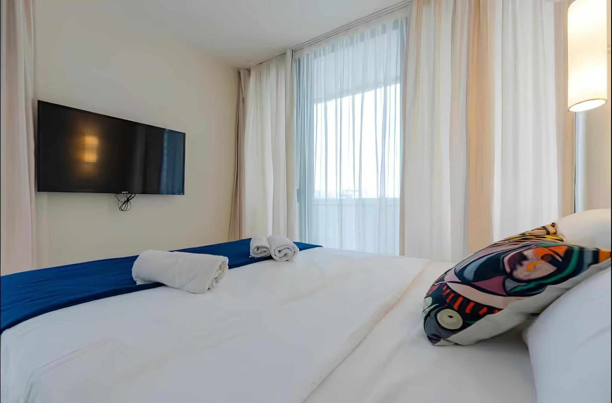 Center Sea View Апартаменты